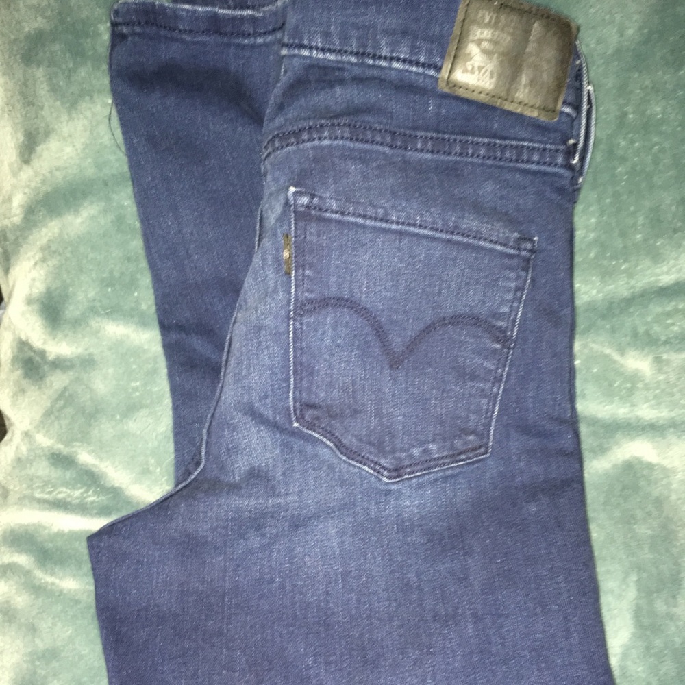 Levi’s 311 shaping skinny jeans with ankle zipper